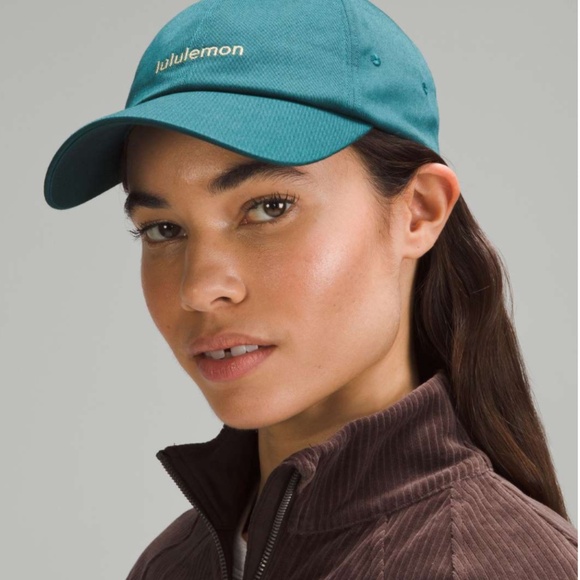 NWT Lululemon Balier Hat in SMTL/GOLD - Picture 2 of 4